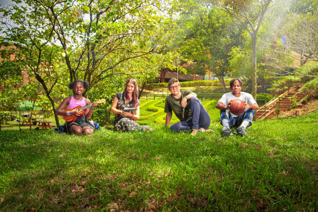 Do You Offer Customized Safari Packages for School Groups?