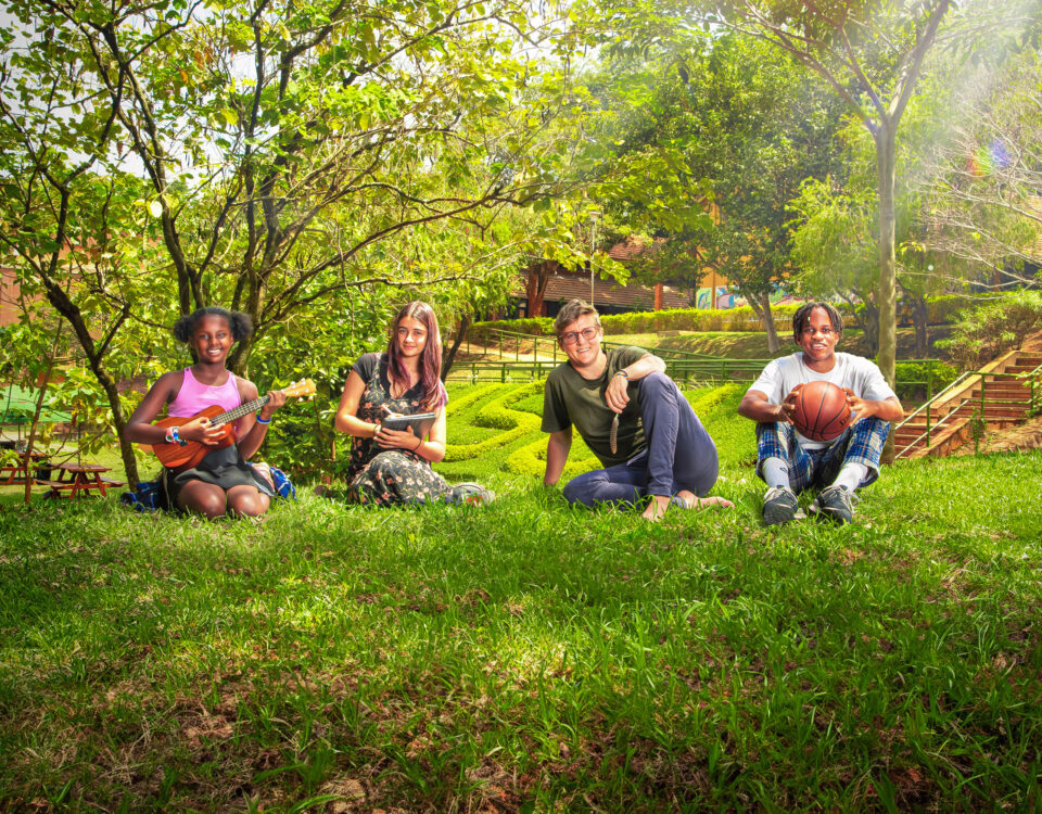 Do You Offer Customized Safari Packages for School Groups?