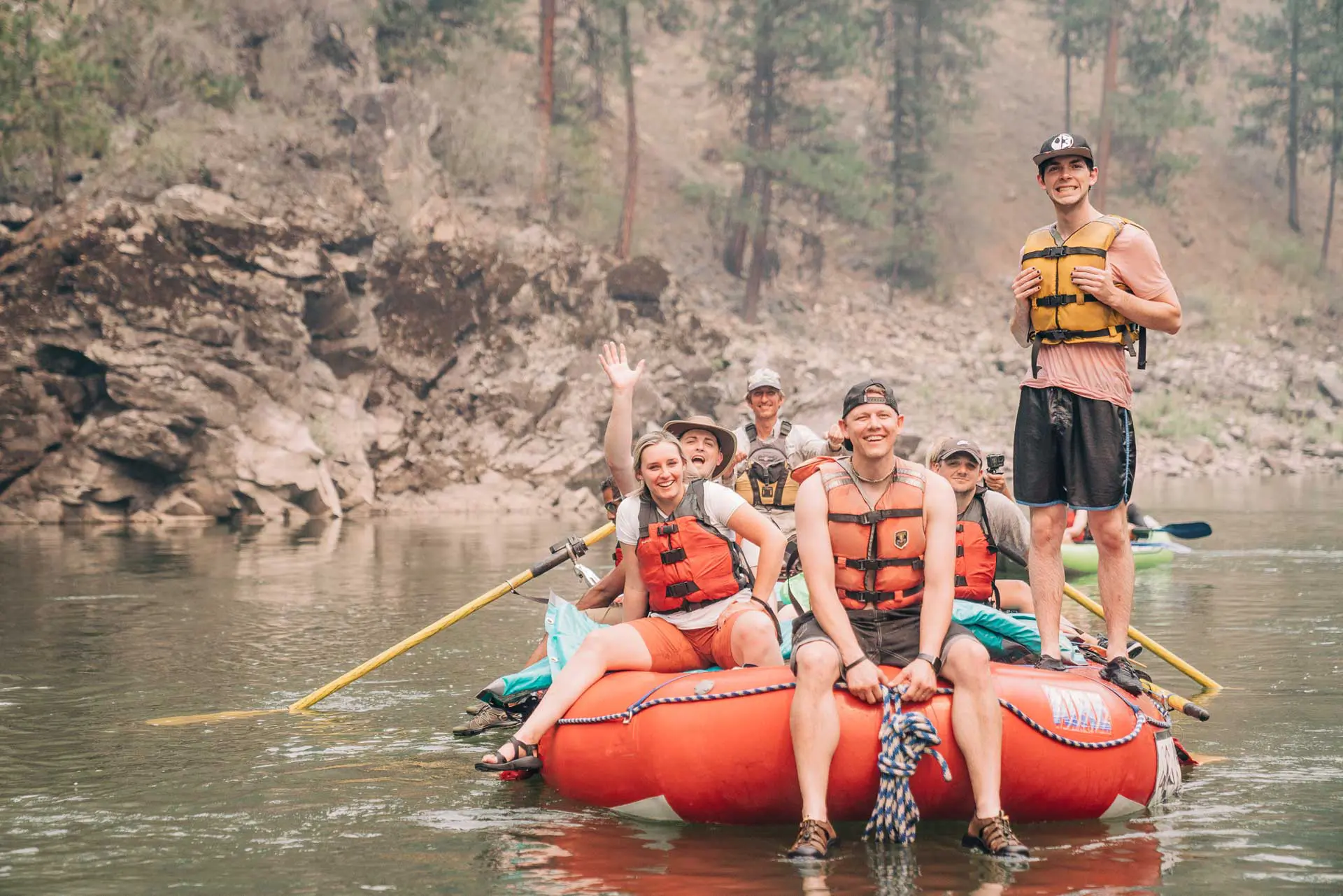 Are Professional Guides Included in Rafting Tours?