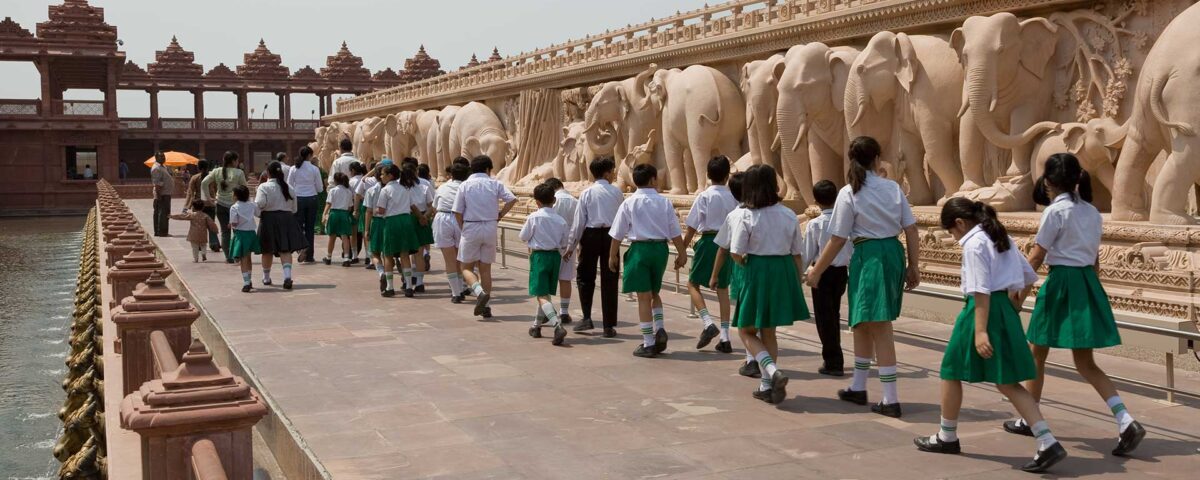 Are there discounts for school group bookings