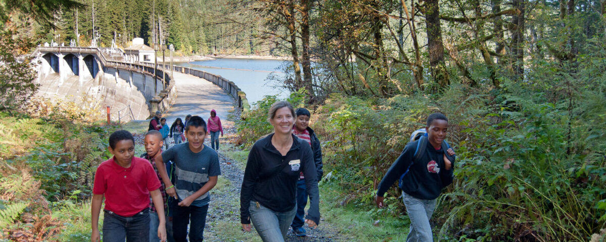 Are Educational Materials Included in School Trips?