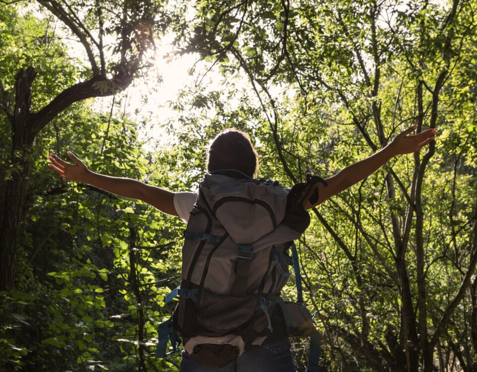 Can Solo Travelers Join Walking Safaris in Uganda?