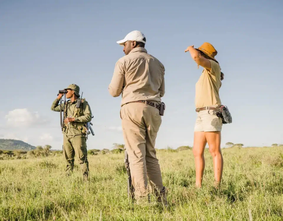 What Should I Pack for a Kenya Uganda Safari?