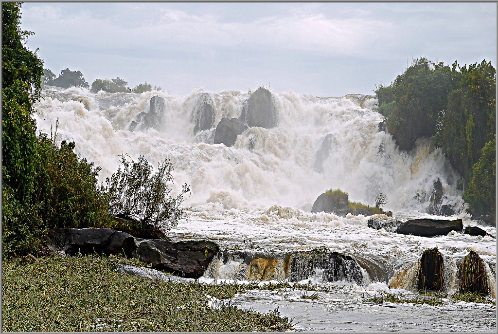 Karuma Falls
